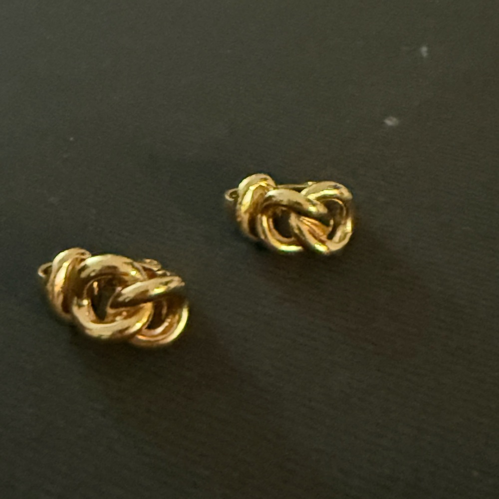 Dior Gold Knot Earrings - Picture 4 of 9